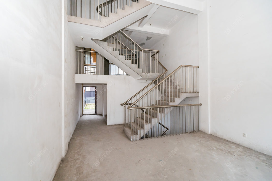 常州银河湾明苑别墅区在售二手房源室内图_小牛看房