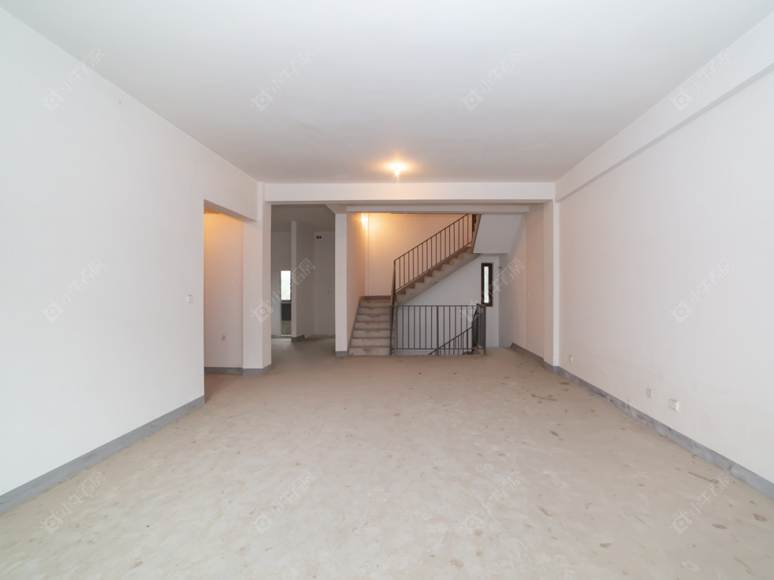 常州龙湖原山别墅区在售二手房源室内图_小牛看房