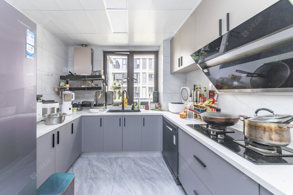 常州绿地峰云汇在售二手房源室内图_小牛看房