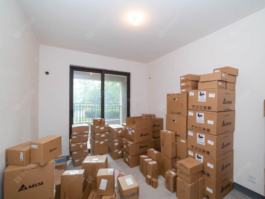 常州世茂香槟湖四期在售二手房源室内图_小牛看房