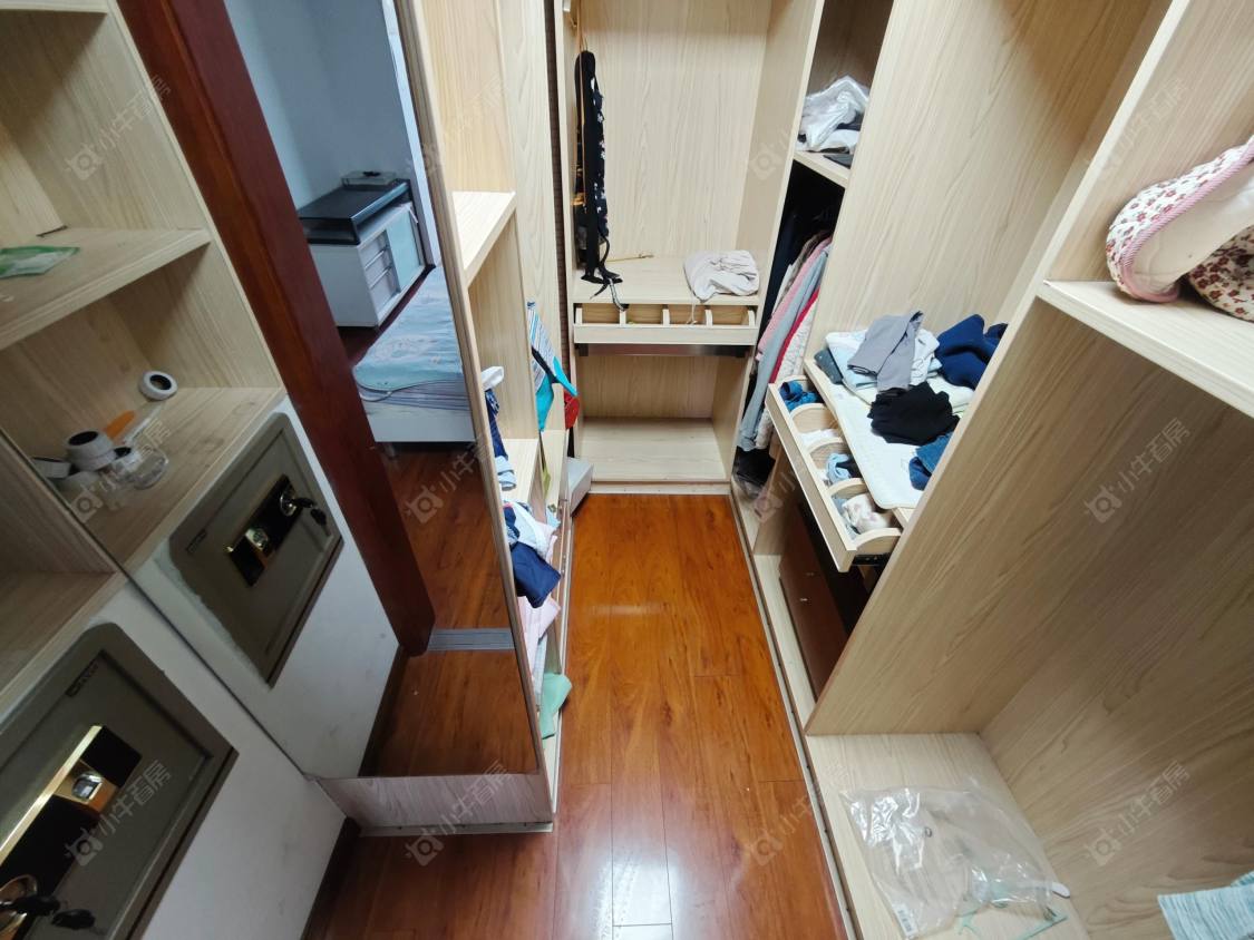 常州金凤凰在售二手房房源室内图_小牛看房
