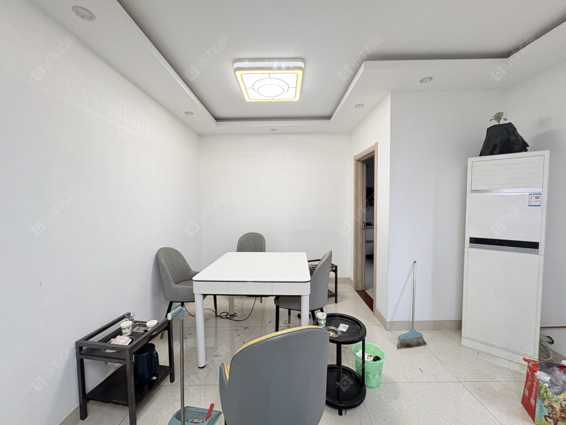 常州东南新城在售二手房源室内图_小牛看房