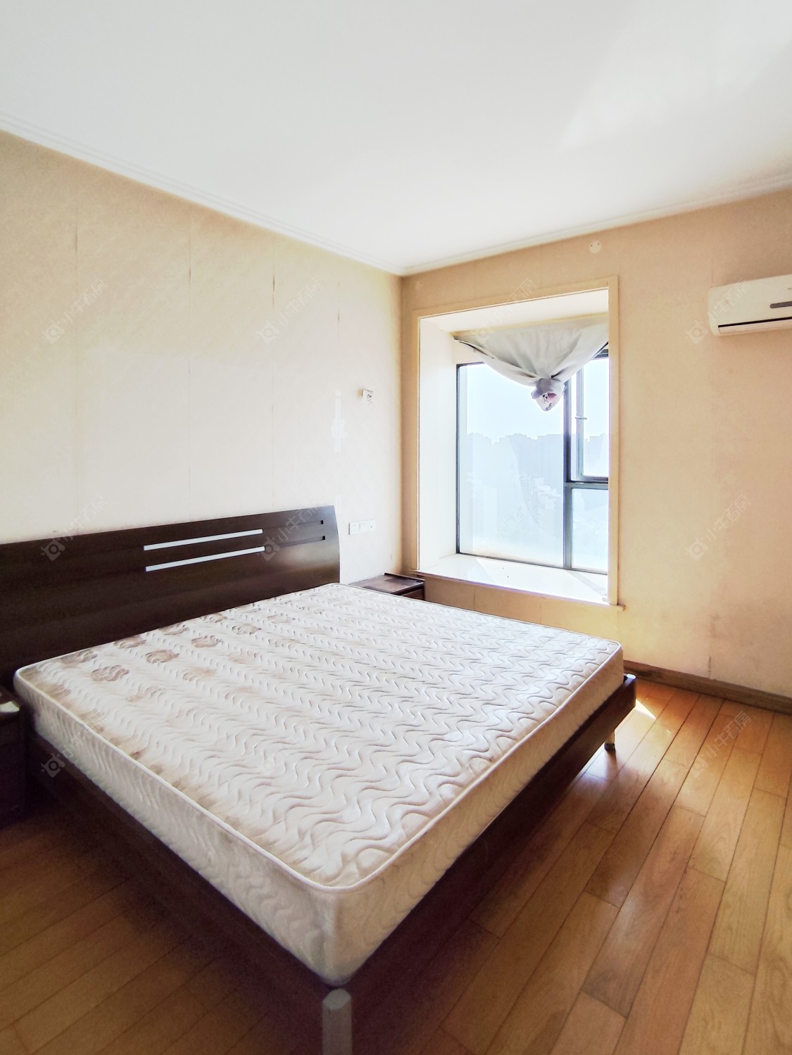 常州世茂香槟湖一期在租房源室内图_小牛看房