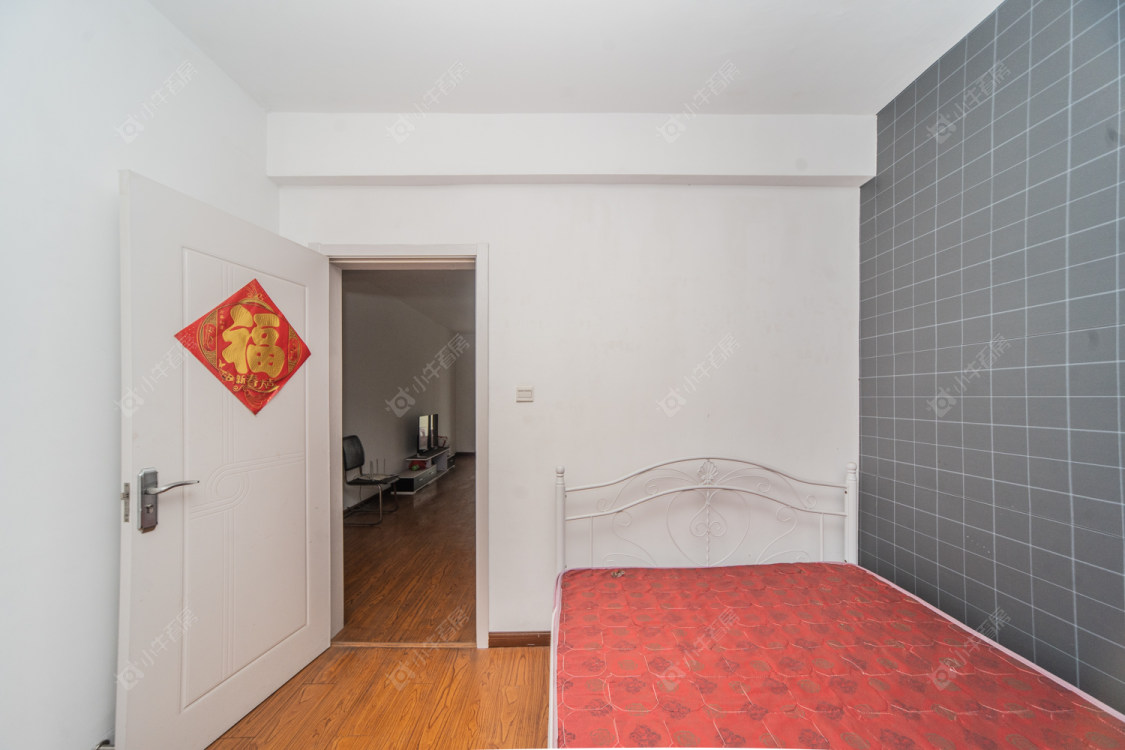 常州世茂香槟湖二期在售二手房源室内图_小牛看房