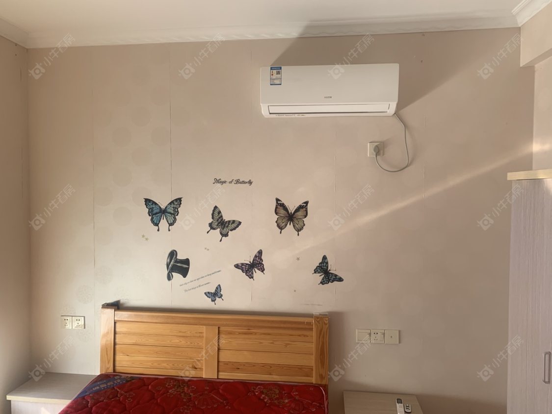 常州世茂香槟湖二期在租房源室内图_小牛看房