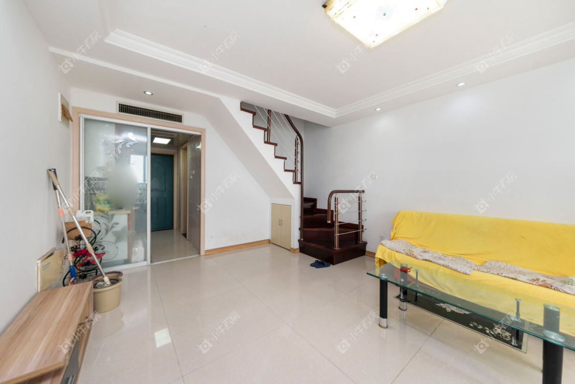 常州亚泰财富中心租房_小牛看房