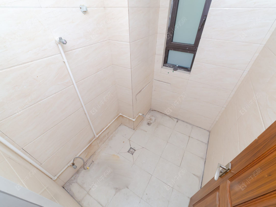 常州世茂香槟湖四期在售二手房源室内图_小牛看房