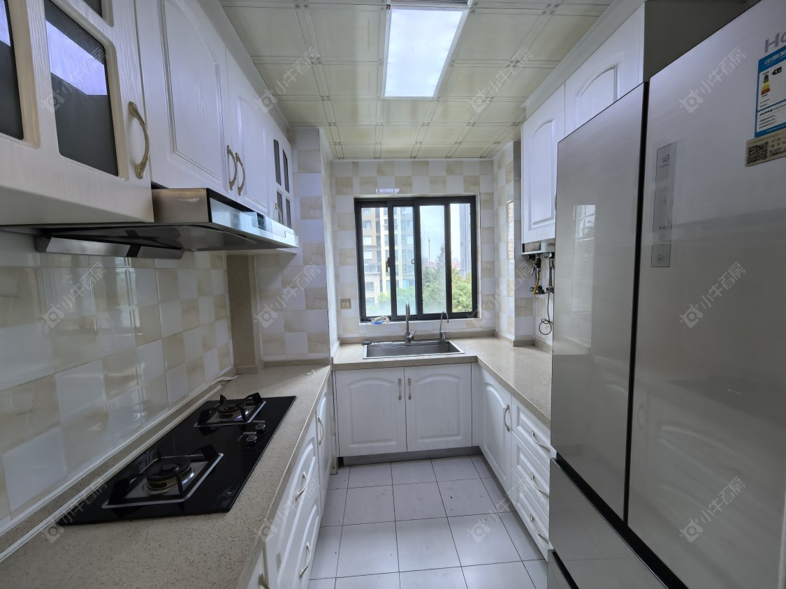 常州世茂香槟湖二期在租房源室内图_小牛看房