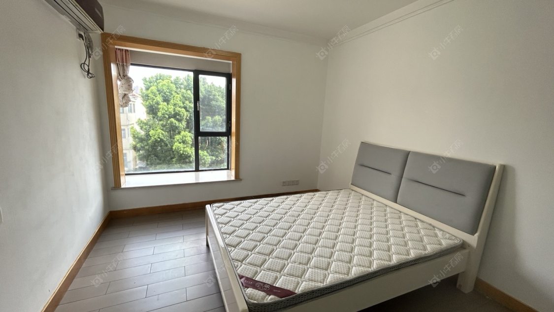 常州世茂香槟湖一期在租房源室内图_小牛看房