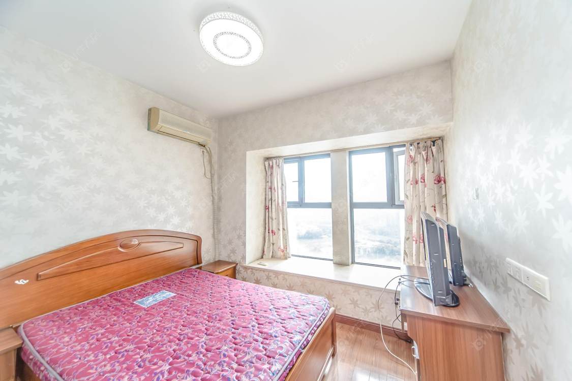 常州世茂香槟湖一期在售二手房源室内图_小牛看房