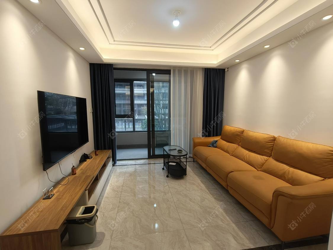 常州龙运天城3室2厅2卫出租房源图片