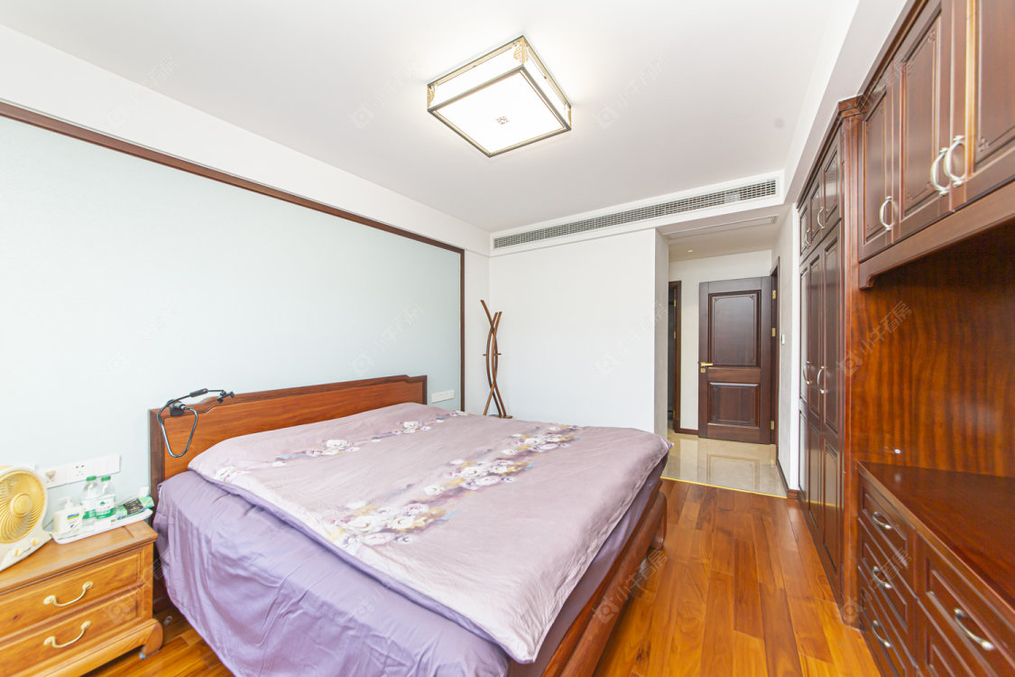 常州绿地香奈别墅区在售二手房源室内图_小牛看房