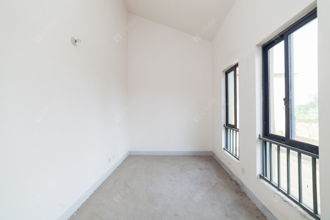 常州水晶城别墅区在售二手房源室内图_小牛看房