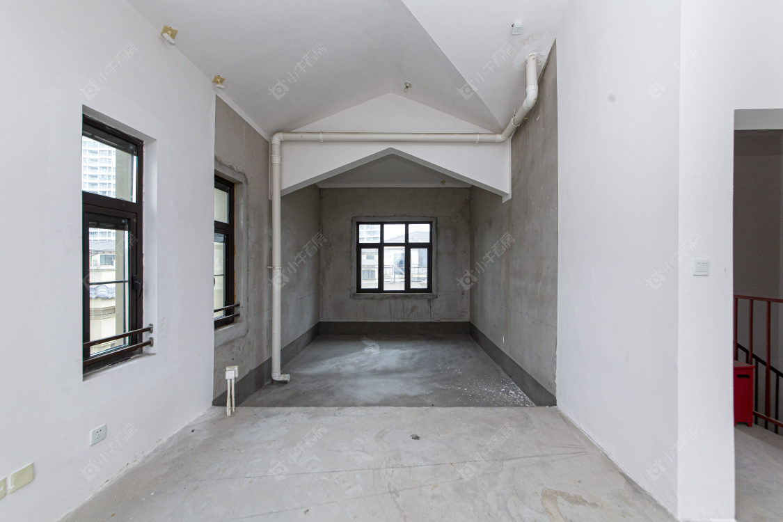 常州翡丽蓝湾别墅区在售二手房源室内图_小牛看房