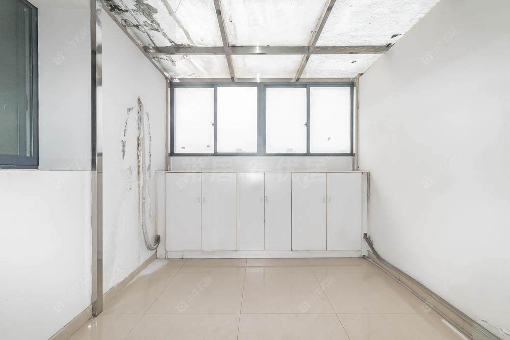 亚泰财富中心房源室内图 常州亚泰财富中心在售二手房源室内图_小牛看房