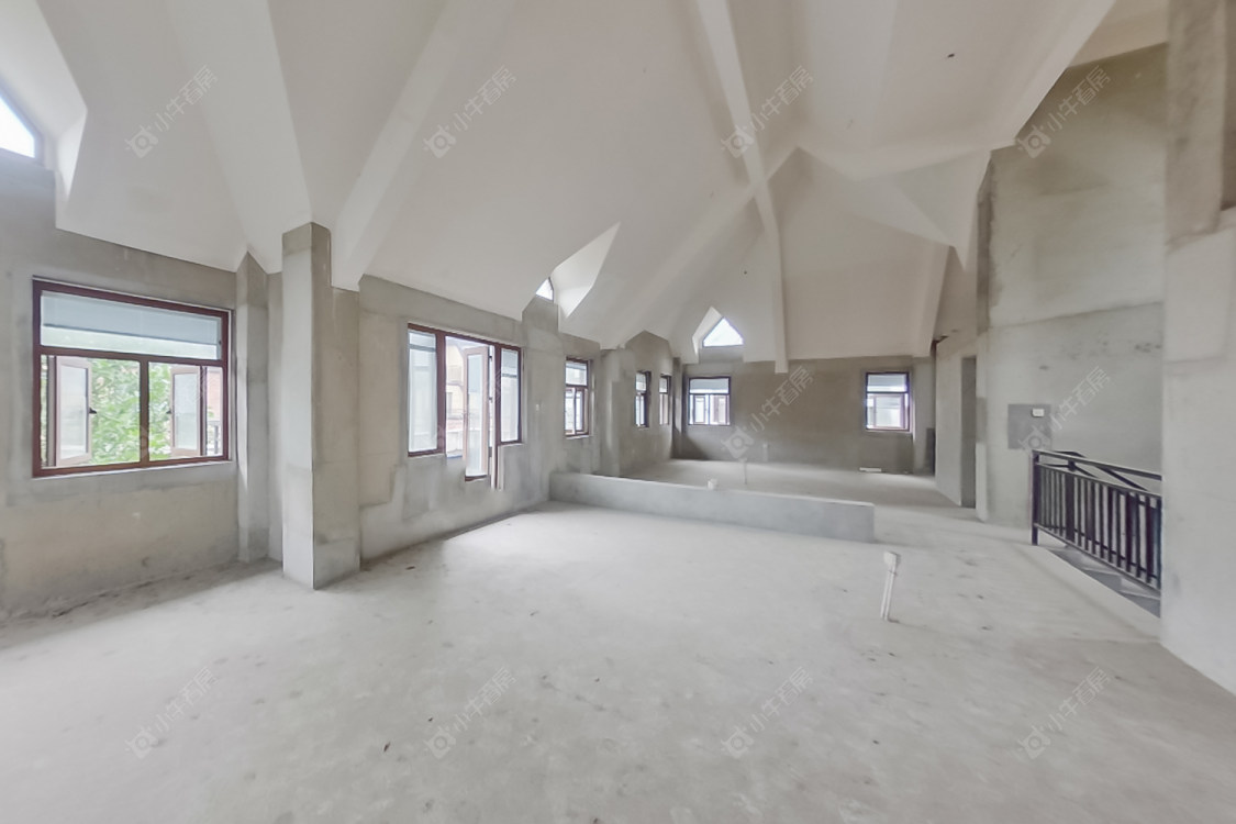 常州高成天鹅湖别墅区在售二手房源室内图_小牛看房