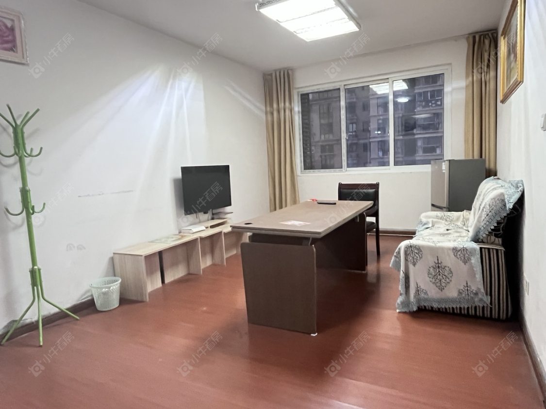 常州九洲新世界花苑在租房源室内图_小牛看房