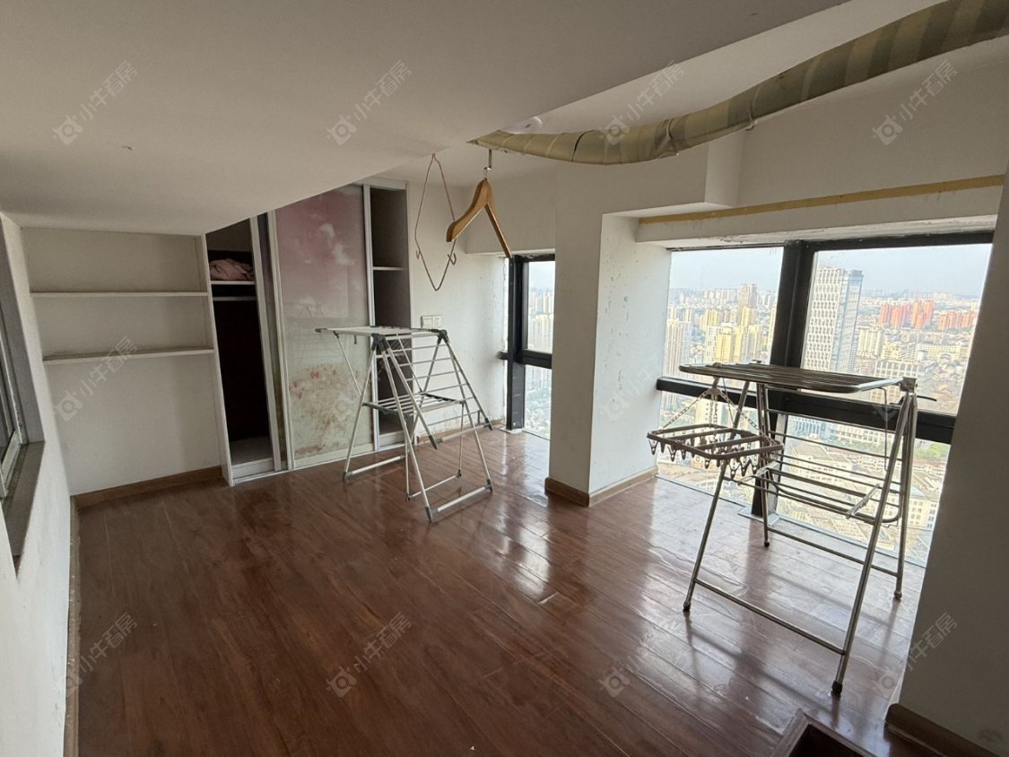 常州吾悦广场金苹果公寓在租房源_小牛看房