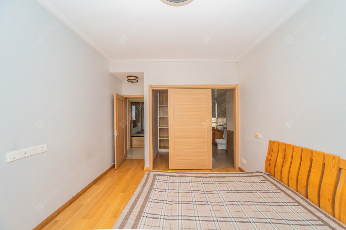 常州世茂香槟湖一期在售二手房源室内图_小牛看房