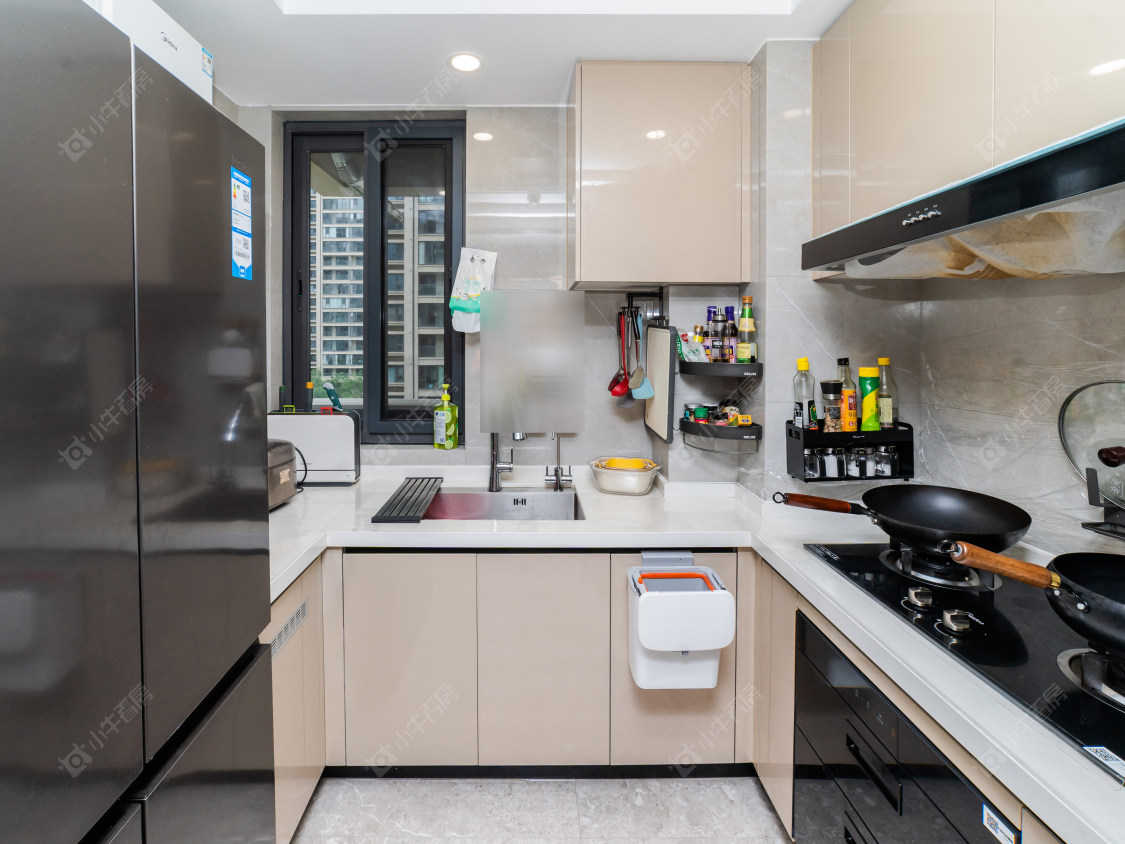 常州美的世茂云筑在售二手房源室内图_小牛看房