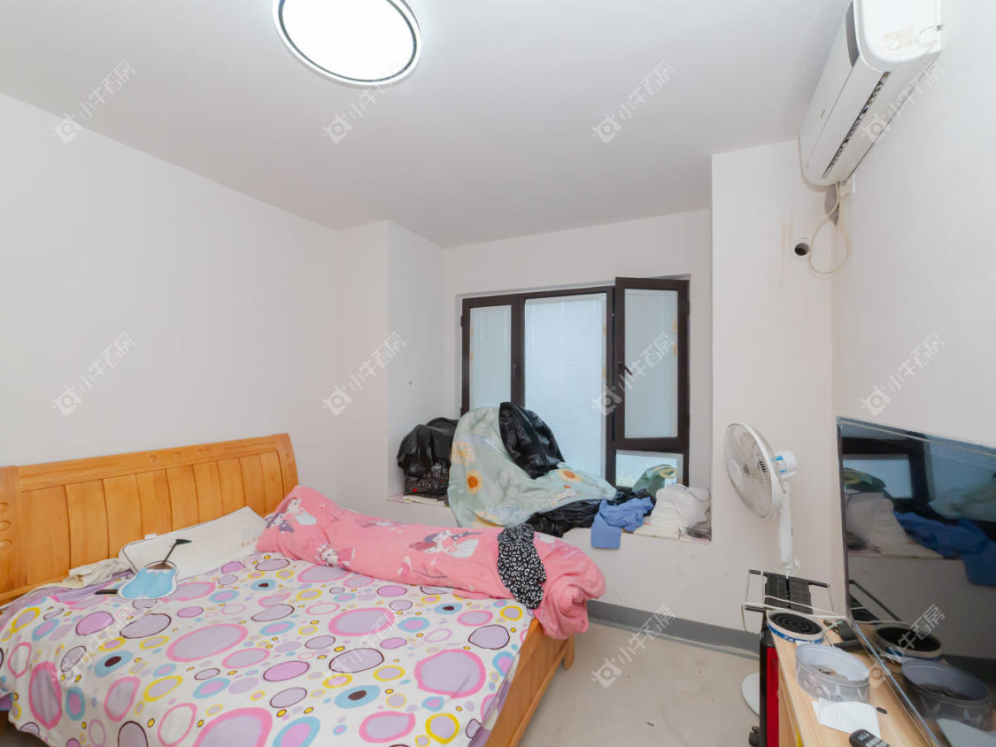 常州世茂香槟湖五期在租房源室内图_小牛看房