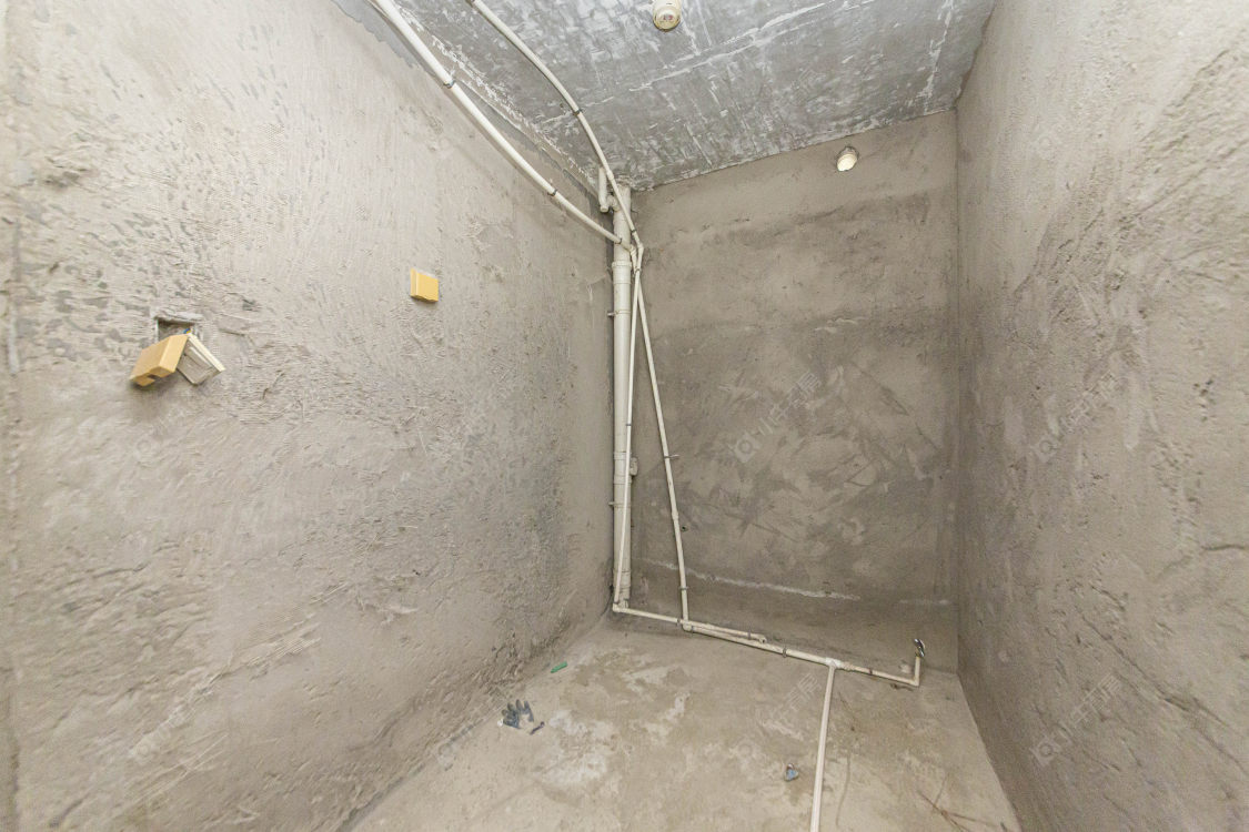 常州绿地香奈别墅区在售二手房源室内图_小牛看房