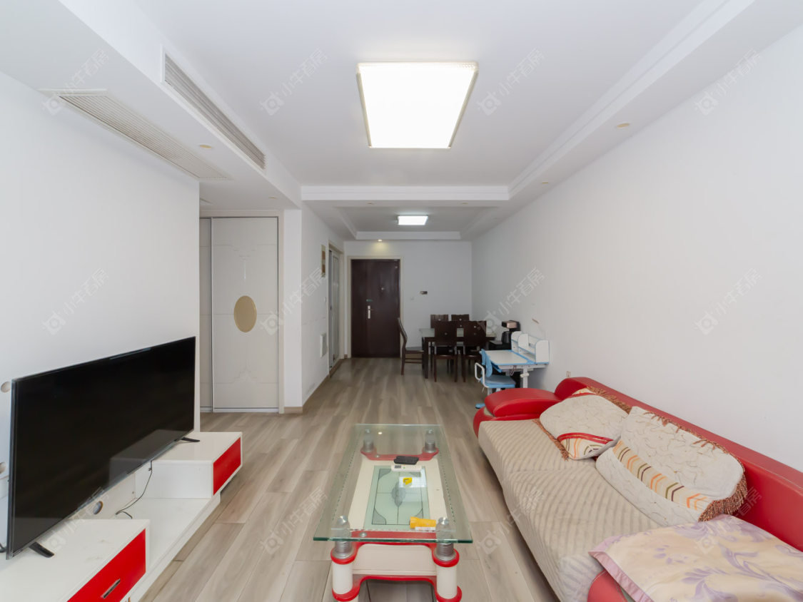 常州世茂香槟湖五期在售二手房源室内图_小牛看房