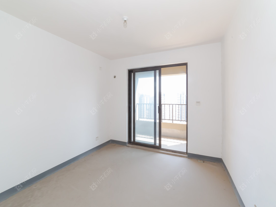 常州世茂香槟湖四期在售二手房源室内图_小牛看房