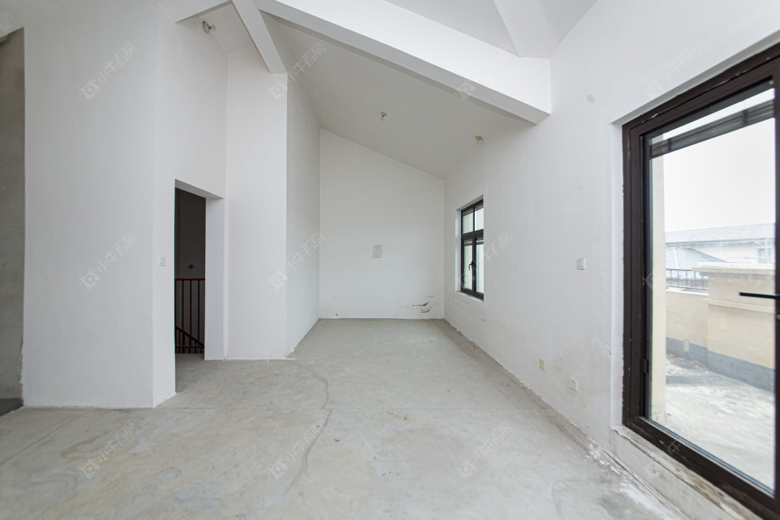 常州翡丽蓝湾别墅区在售二手房源室内图_小牛看房