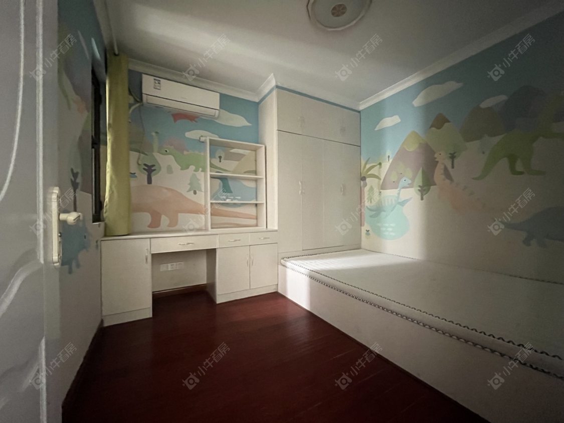 常州世茂香槟湖三期在租房源室内图_小牛看房