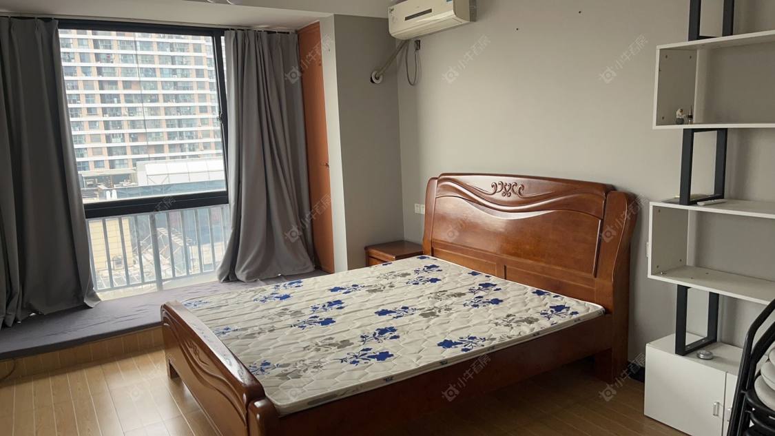 常州丰臣国际广场在租房源室内图_小牛看房