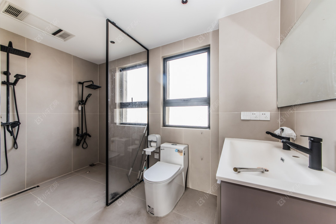 世茂香槟湖一期房源室内图 常州世茂香槟湖一期在售二手房源室内图_小牛看房