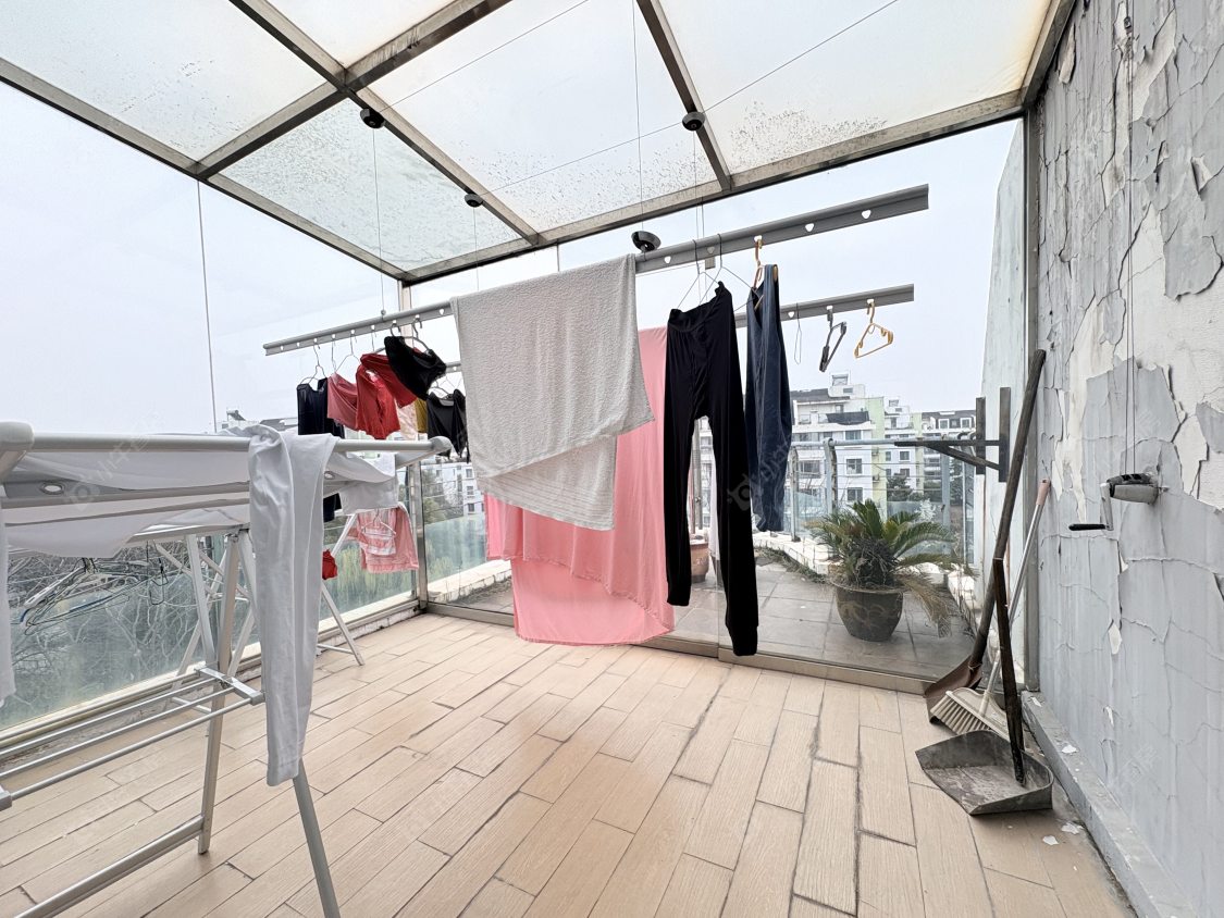 丹阳天波城在售二手房源室内图_小牛看房