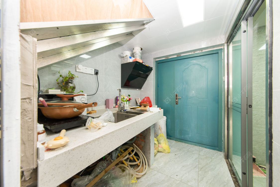 常州亚泰财富中心在售二手房源室内图_小牛看房