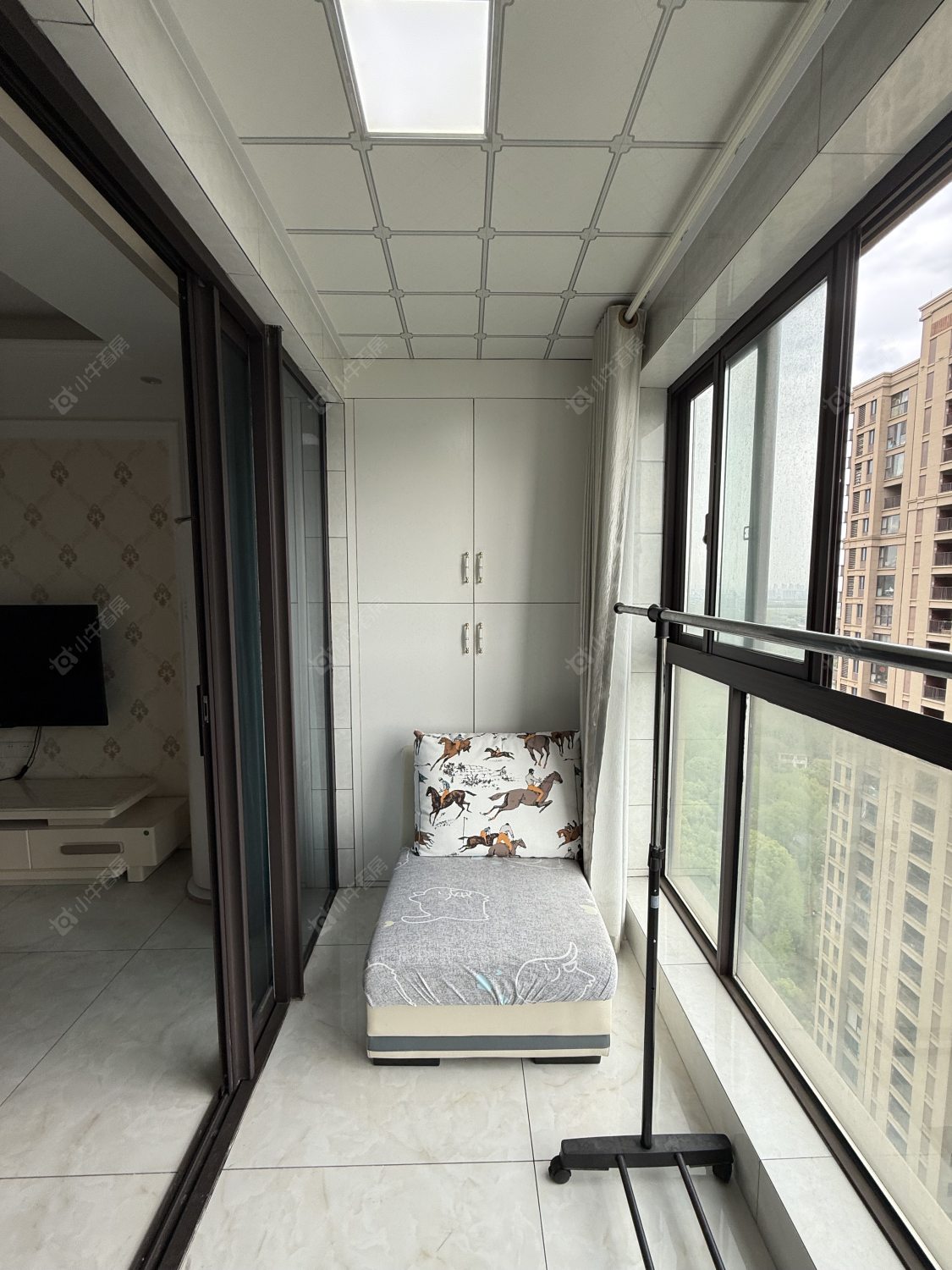 常州世茂香槟湖四期在租房源室内图_小牛看房