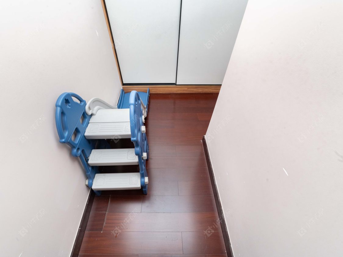 常州恒大翡翠华庭在售二手房源室内图_小牛看房