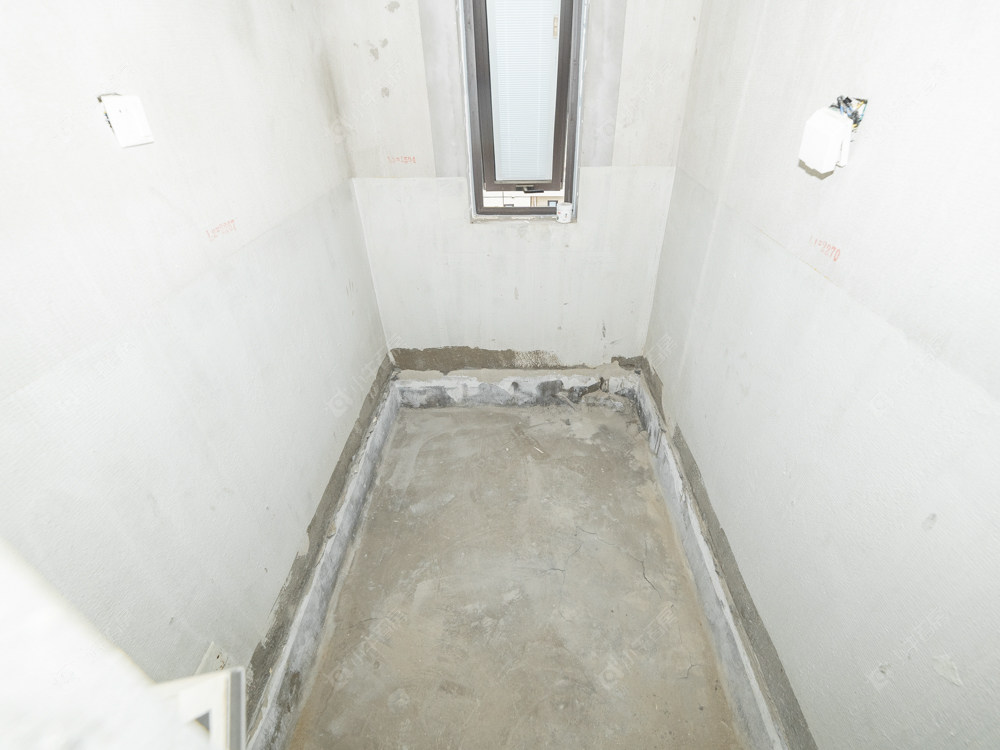 常州三江公园在售二手房源室内图_小牛看房