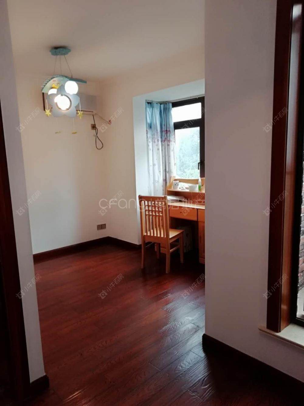 常州东渡海派青城在售二手房源室内图_小牛看房