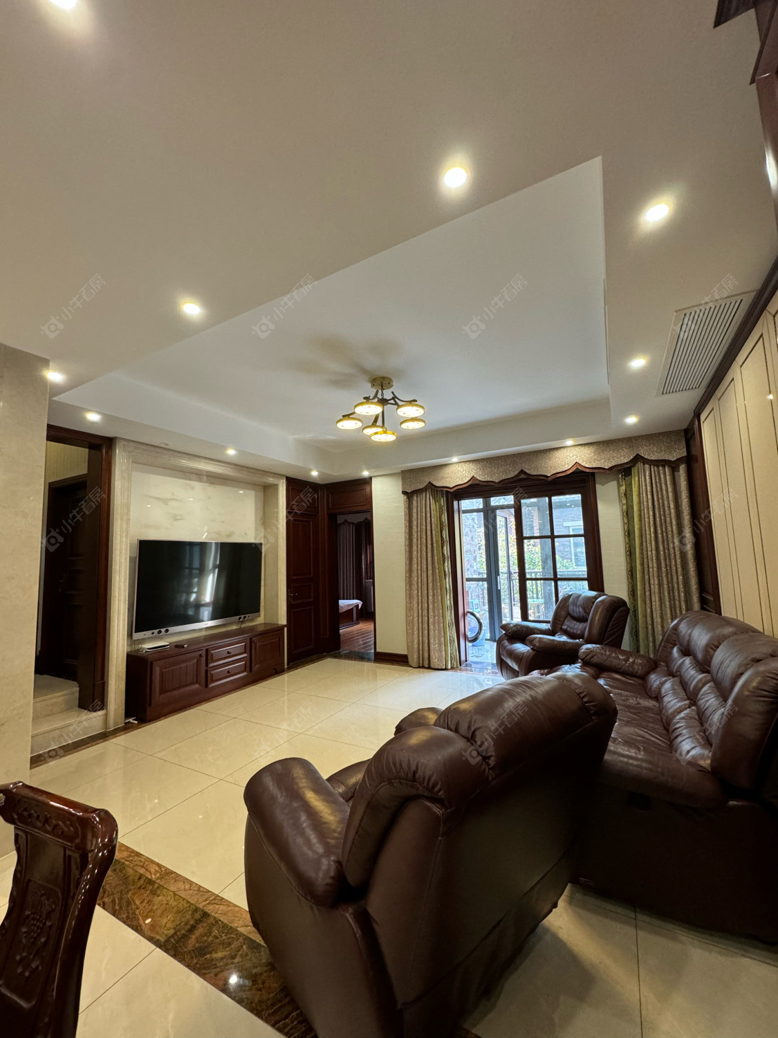 常州龙湖龙誉城别墅区5室2厅2卫出租_小牛看房