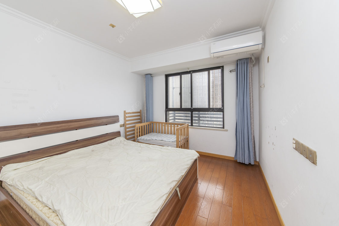 常州绿地峰云汇在售二手房房源室内图_小牛看房