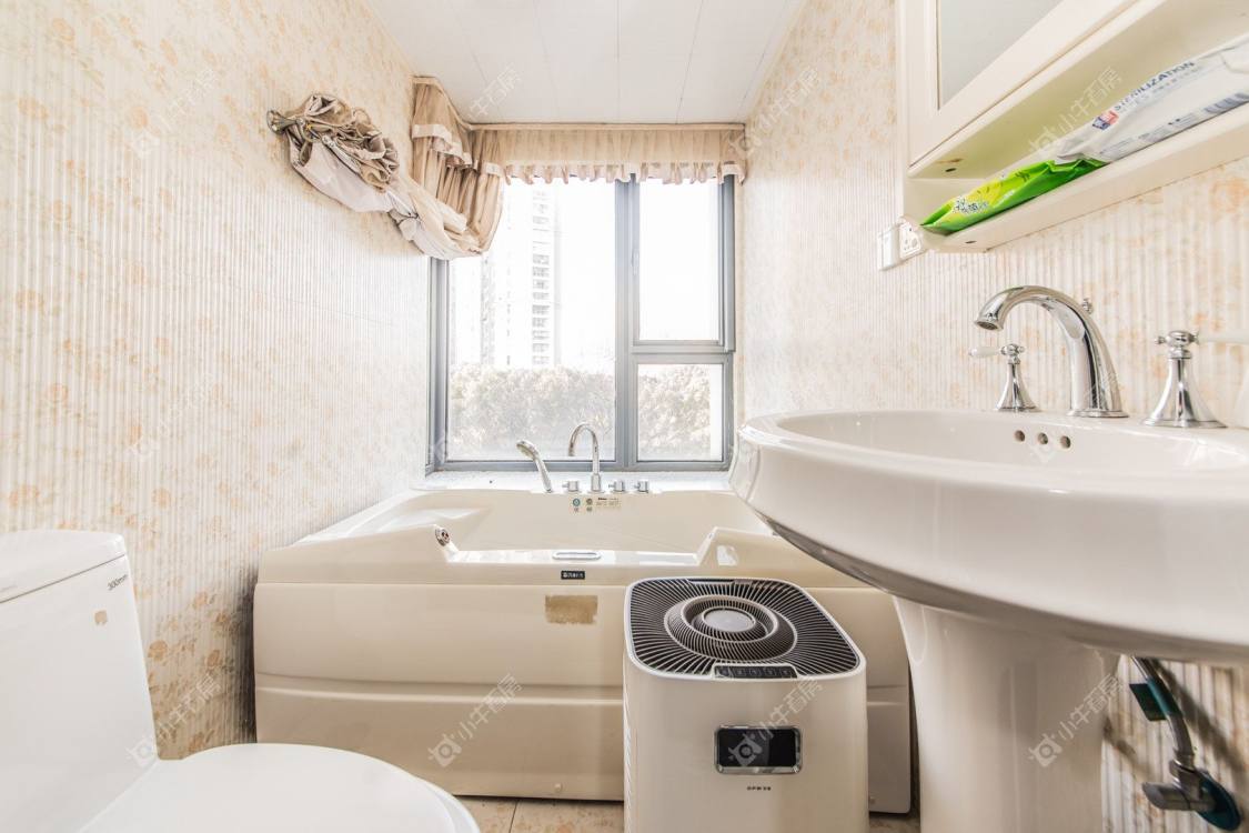 常州世茂香槟湖一期在租房源室内图_小牛看房