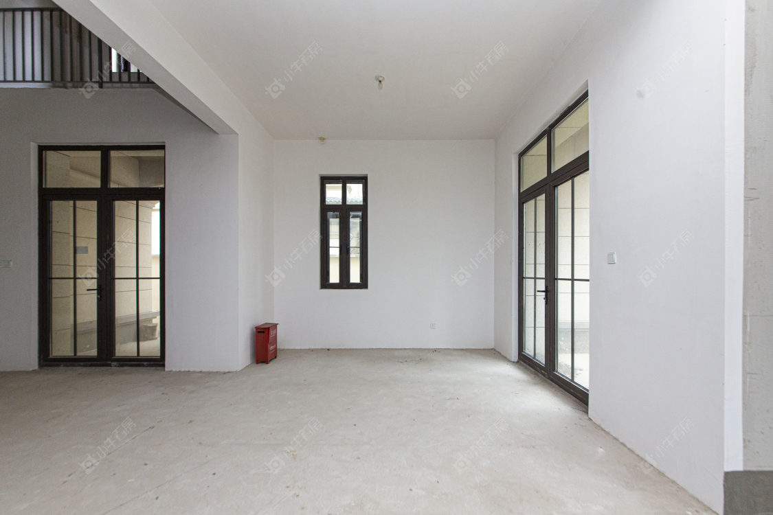 常州翡丽蓝湾别墅区在售二手房源室内图_小牛看房