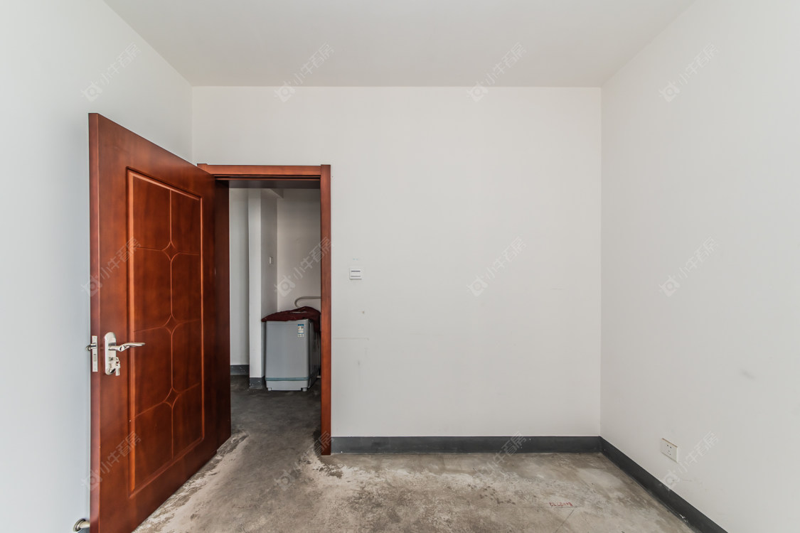 常州世茂香槟湖四期在售二手房源室内图_小牛看房