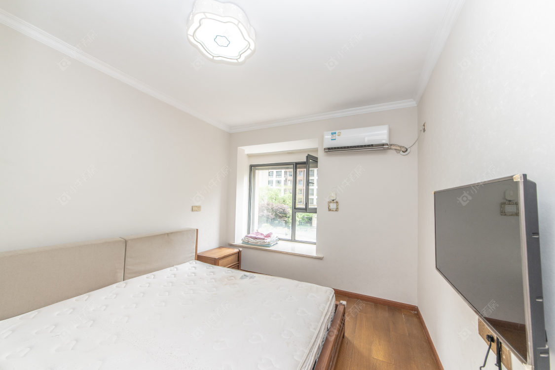 常州世茂香槟湖二期在售二手房源室内图_小牛看房