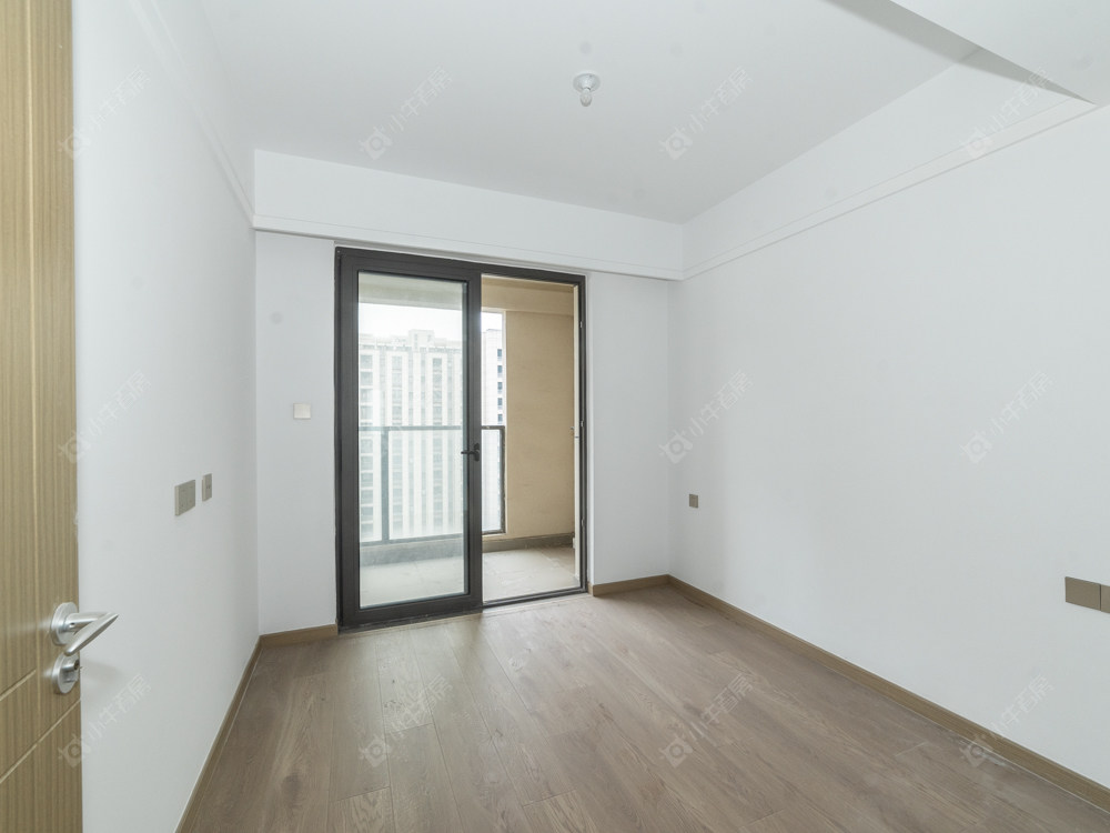 常州绿地香港名墩道在售二手房源室内图_小牛看房