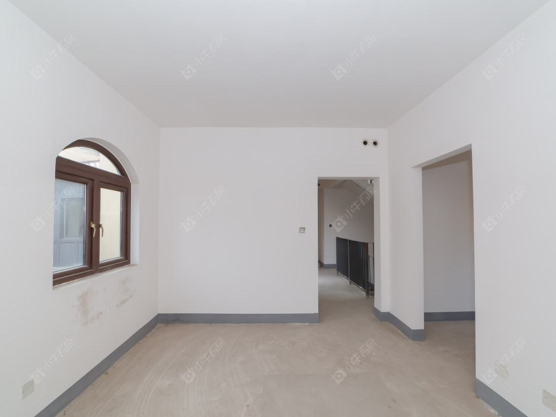 常州龙湖原山别墅区在售二手房源室内图_小牛看房