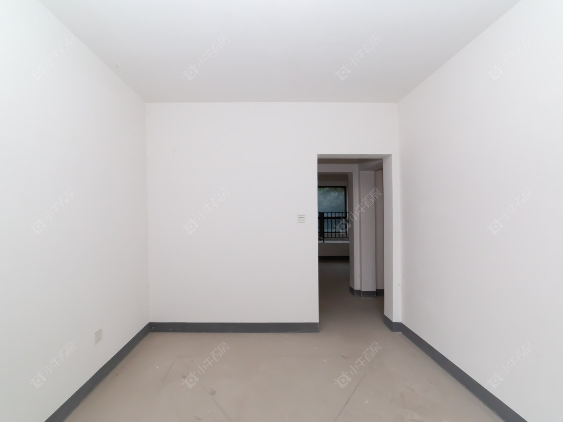 常州世茂香槟湖四期在售二手房源室内图_小牛看房