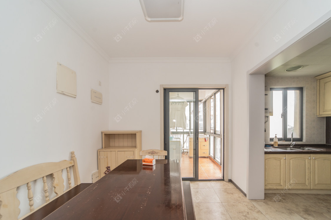 常州世茂香槟湖一期在售二手房源室内图_小牛看房