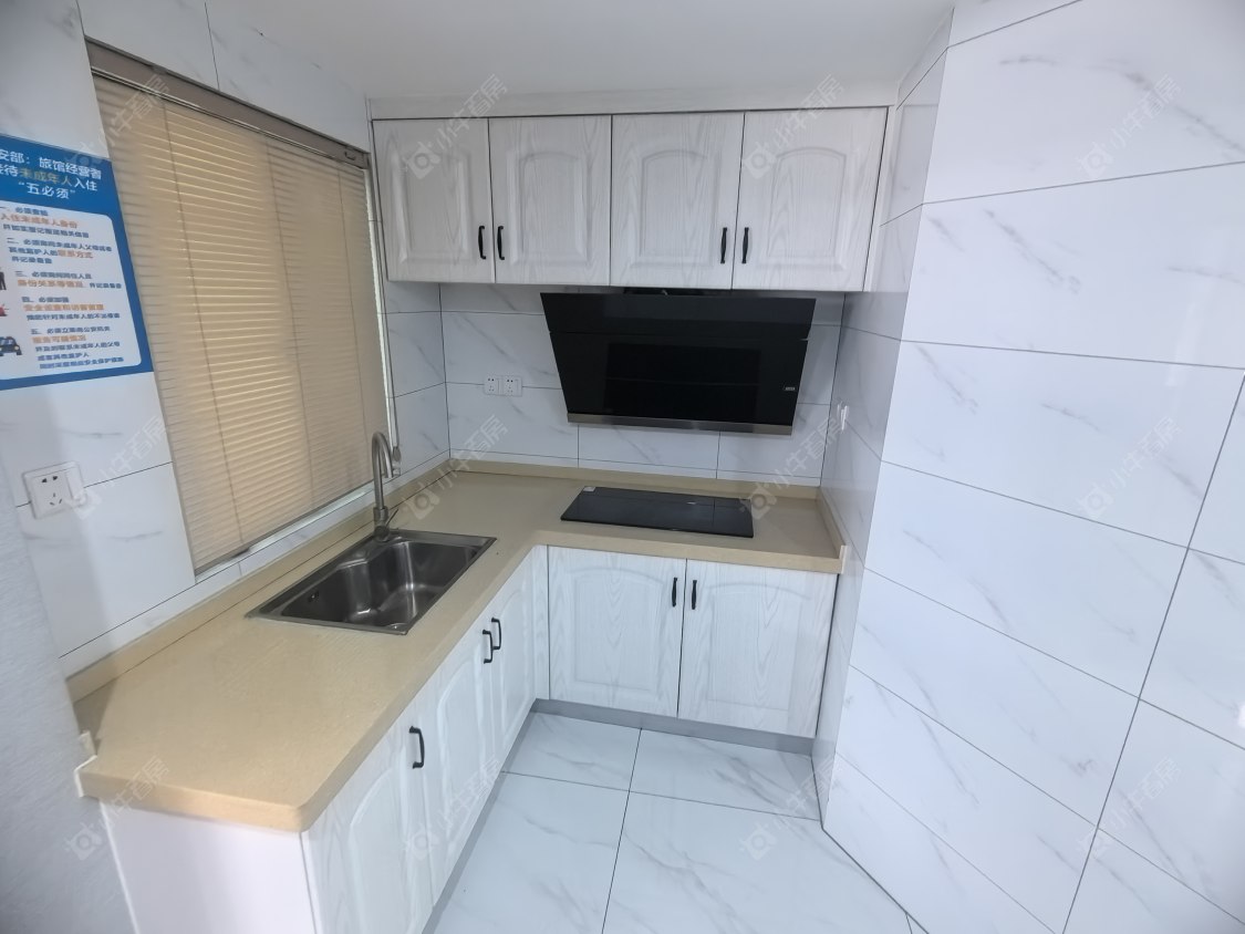 常州揽月湖畔商务广场在租房源室内图_小牛看房