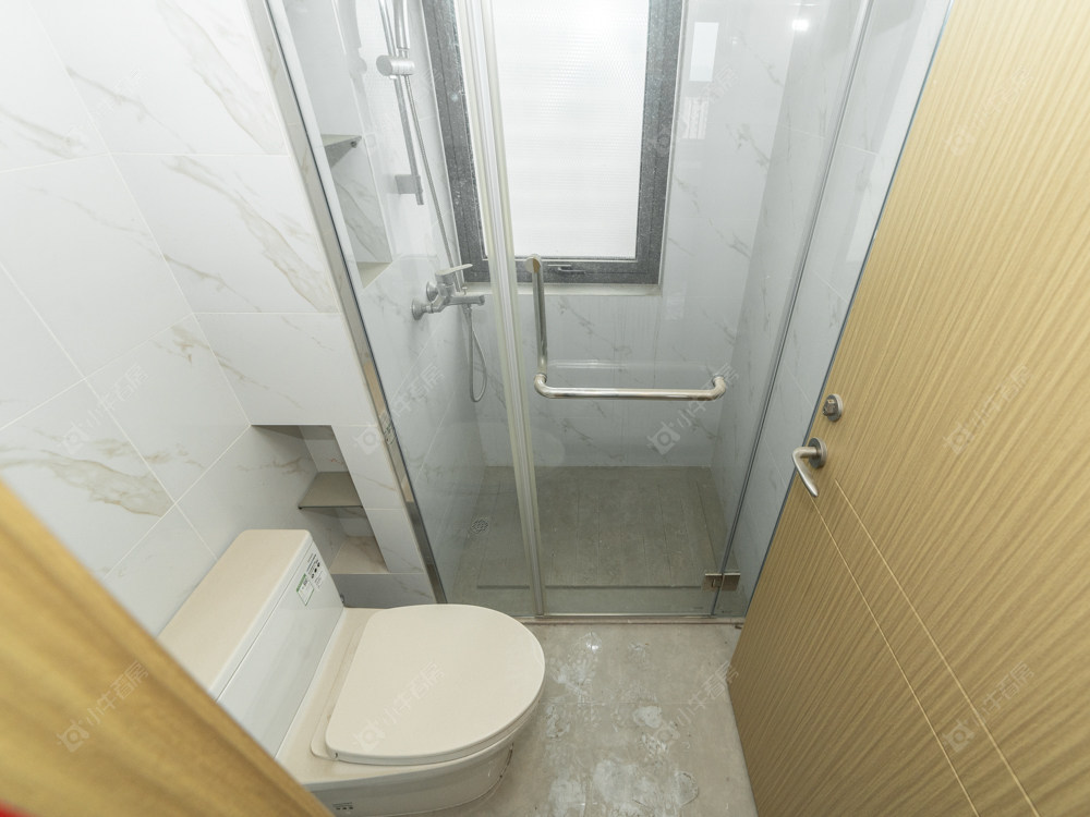 常州绿地香港名墩道在售二手房源室内图_小牛看房